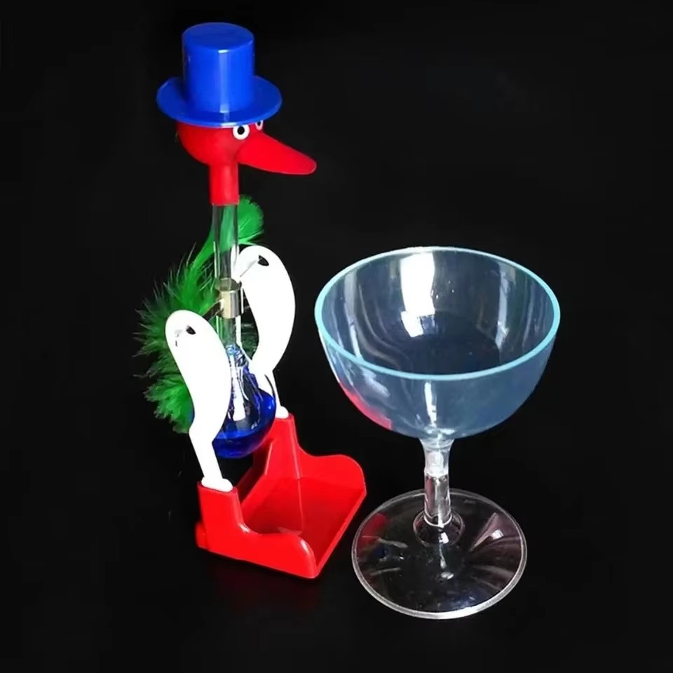 Nuovo Lucky Bird Water Desk To - Science Bob recensione e prezzo